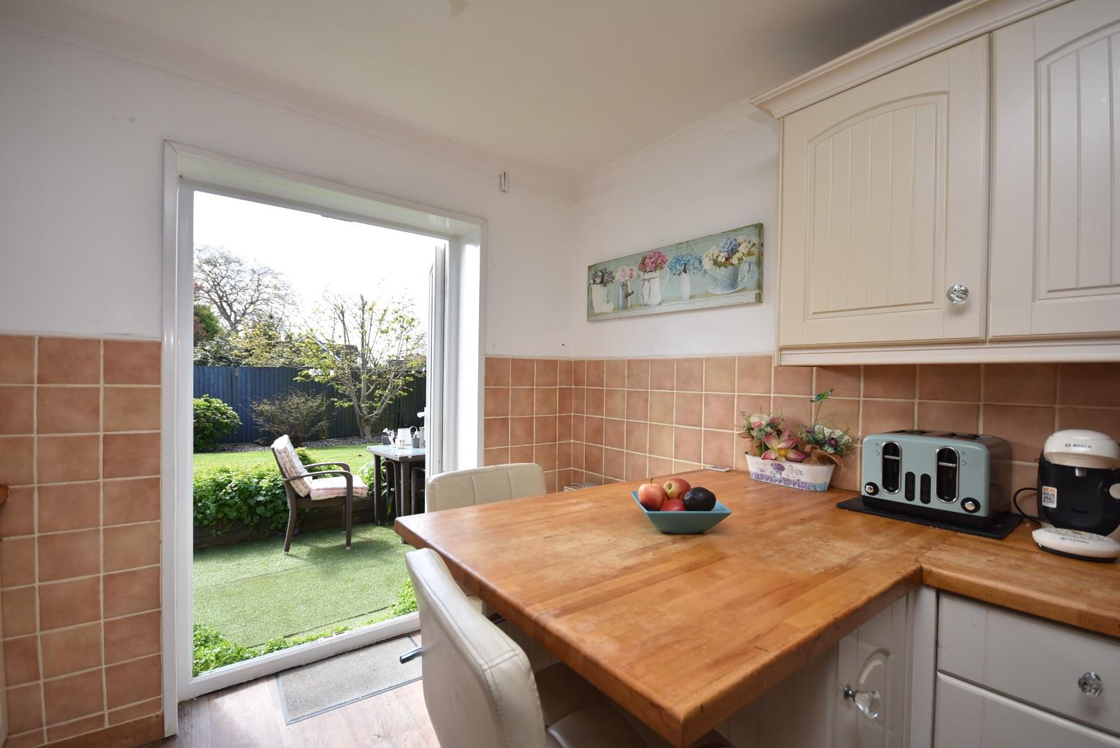 12 Stradling Close, Sully, CF64 5HU